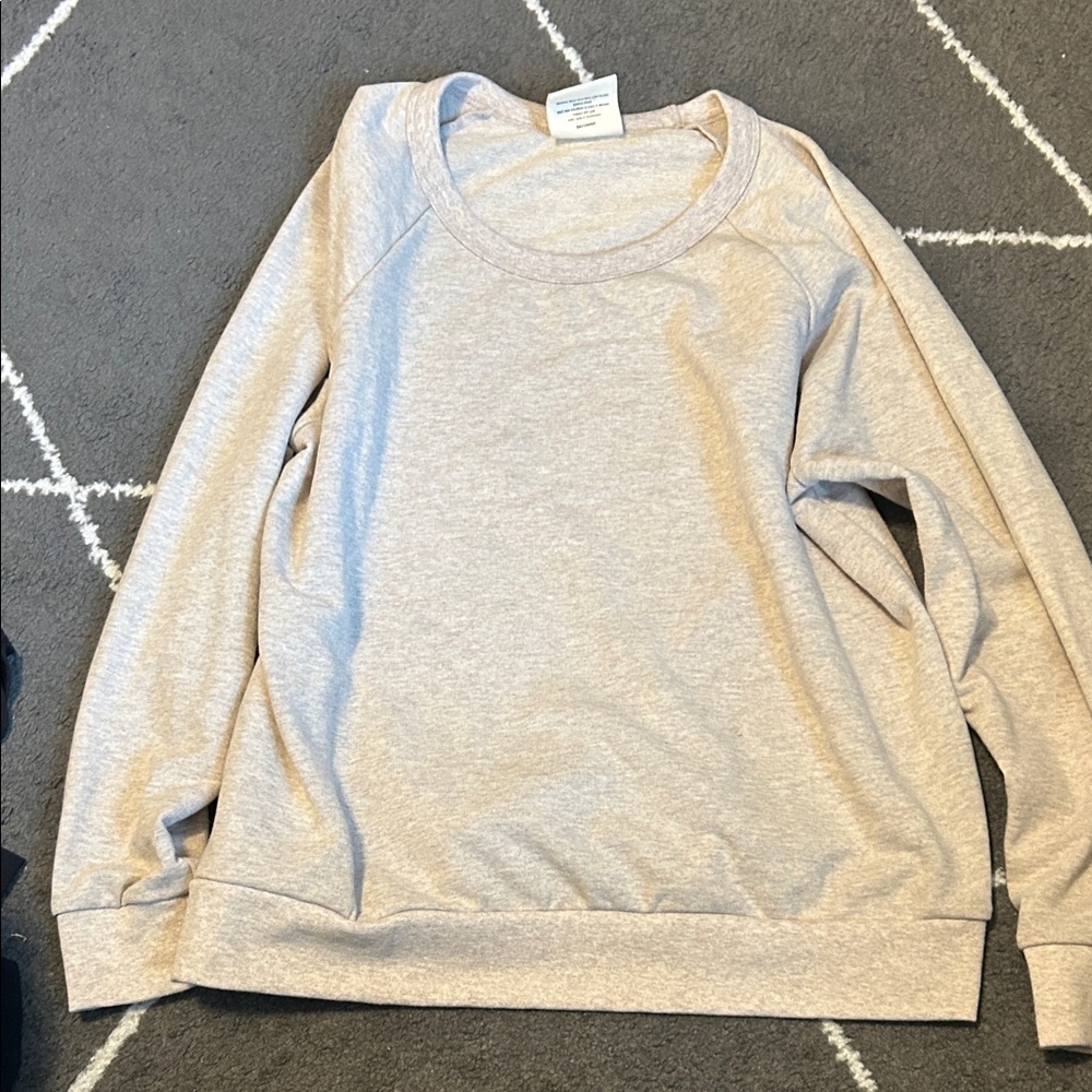 Mohnton Made Lightweight Beige Crew Neck Sweatshirt